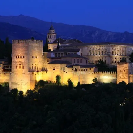 Apartment And Arab Baths Granada